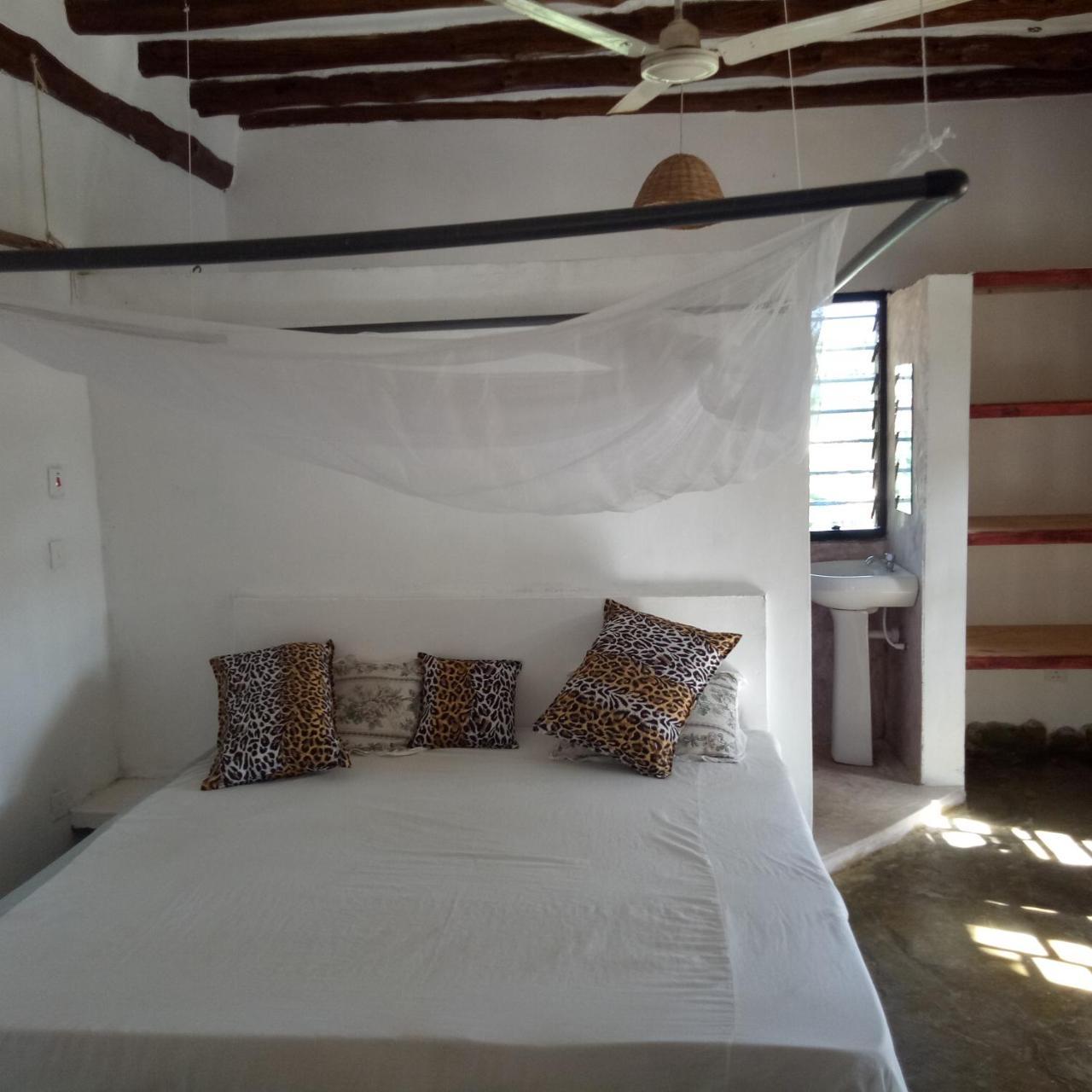 Travellers Inn Resort Malindi Kijiwetanga Exterior foto