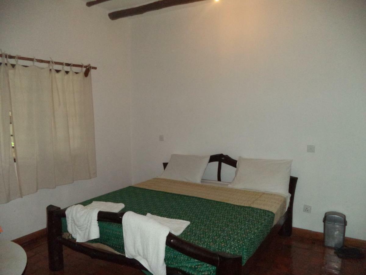 Travellers Inn Resort Malindi Kijiwetanga Exterior foto
